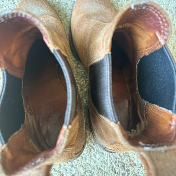 Frye Sabrina Chelsea Leather Ankle Booties Distressed Brown - Picture 5 of 7